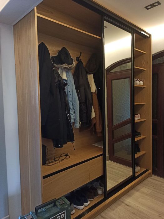 Шкафы и Гардеробы под заказ