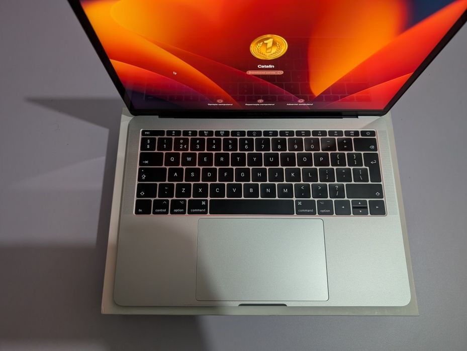 Macbook pro 2017 (A1708)
