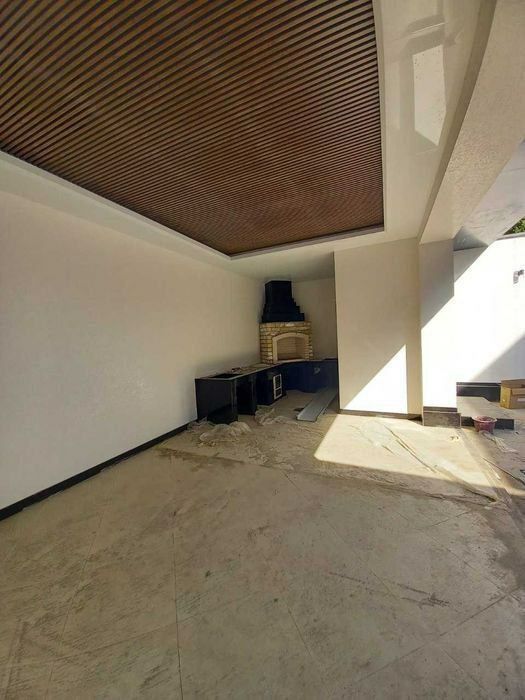 Продажа 3 Уровненый Таунхаус Саломатина