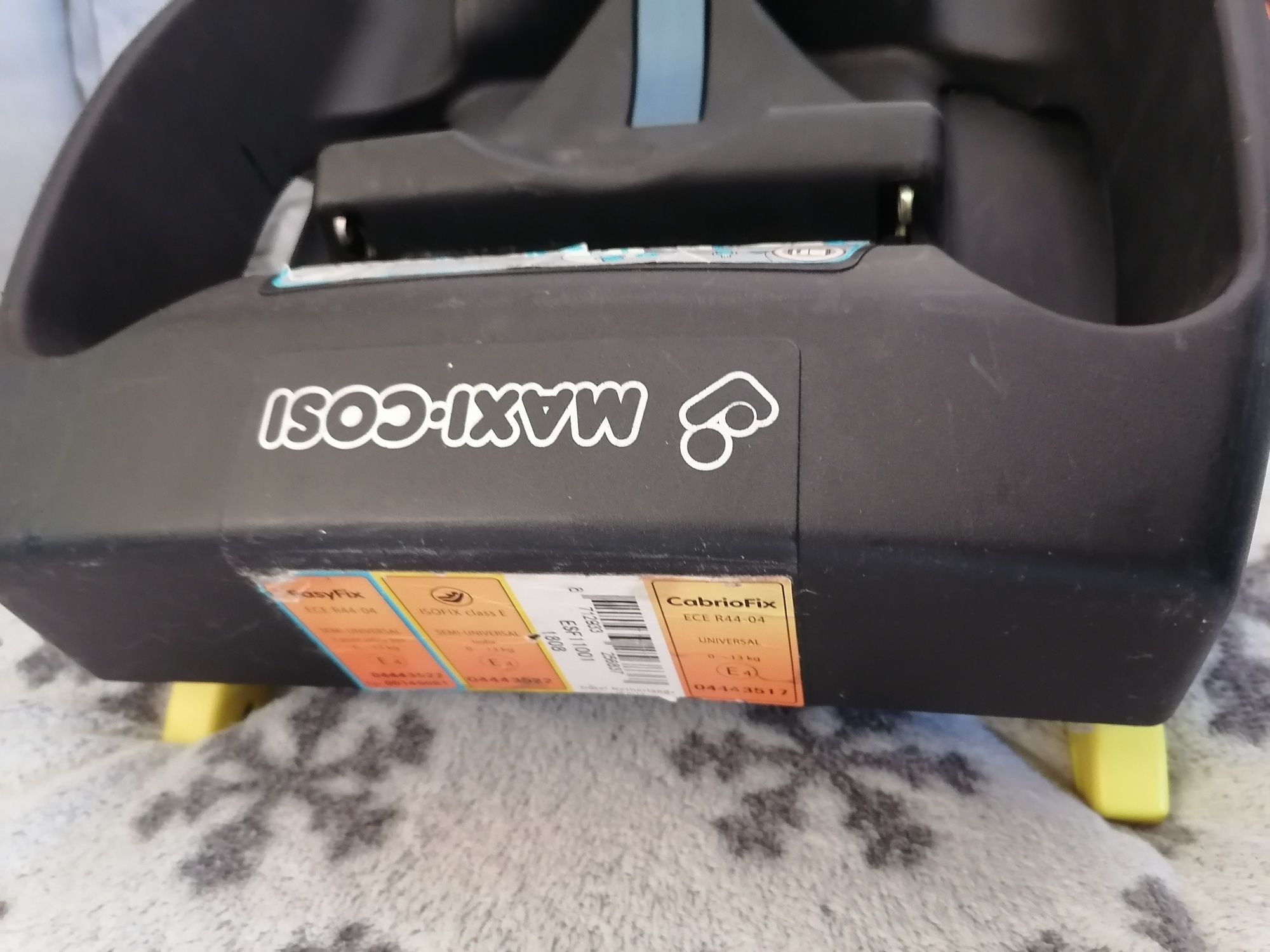 Maxi-cosy база за столче за кола
Изофикс база в много добро състояние