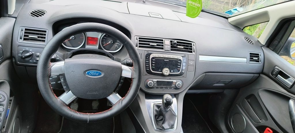 Vând Ford C-Max 2009