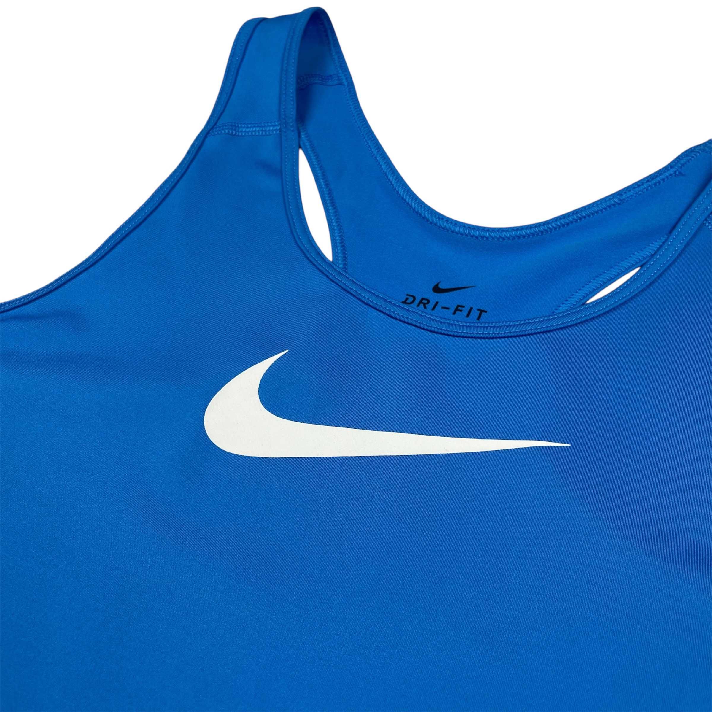 Дамски бюстиета и потници Nike Dri-Fit