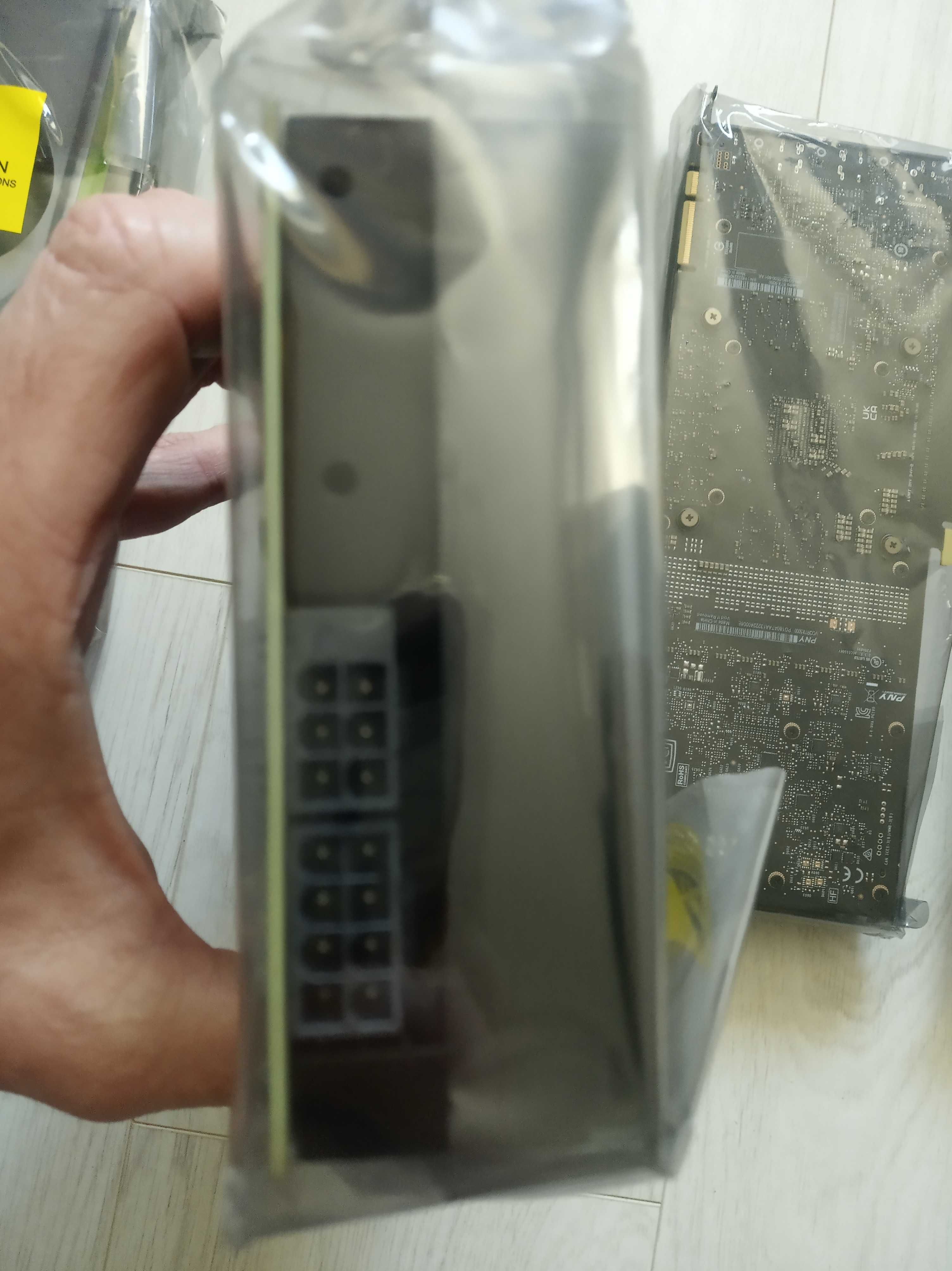 Vând Qiatro Rtx 5000 sigilate