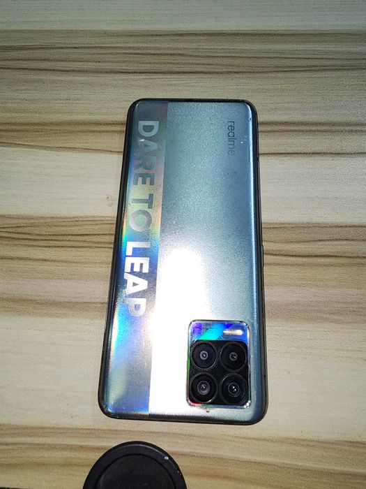 Telefon Realme 8