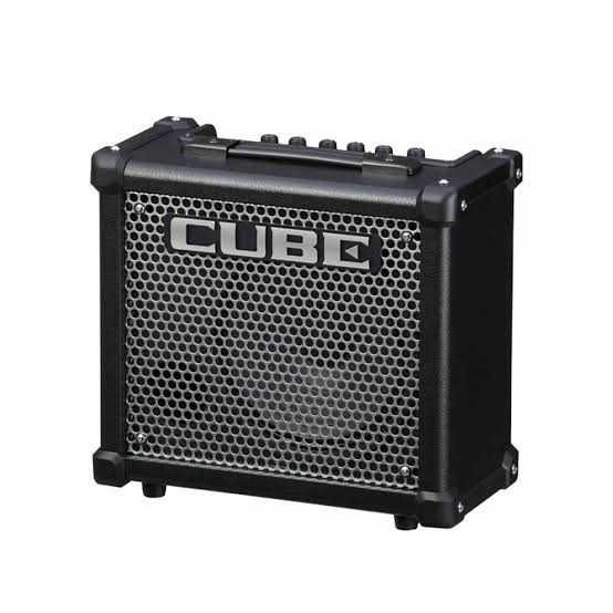 Усилвател за китара + тонколони на студио