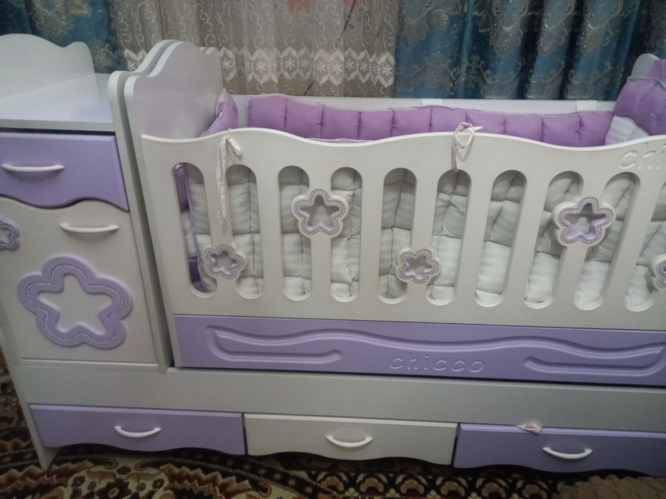 Bolalar uchun krovat