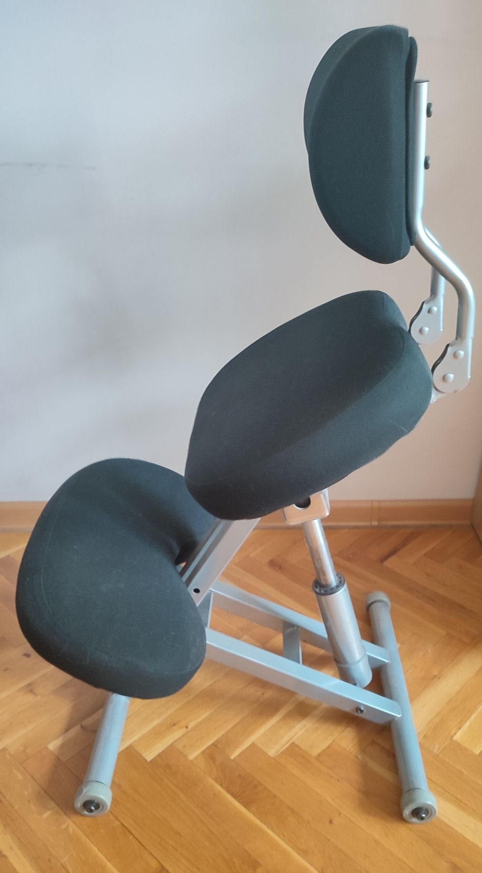 Ортопедический коленный стул с газлифтом