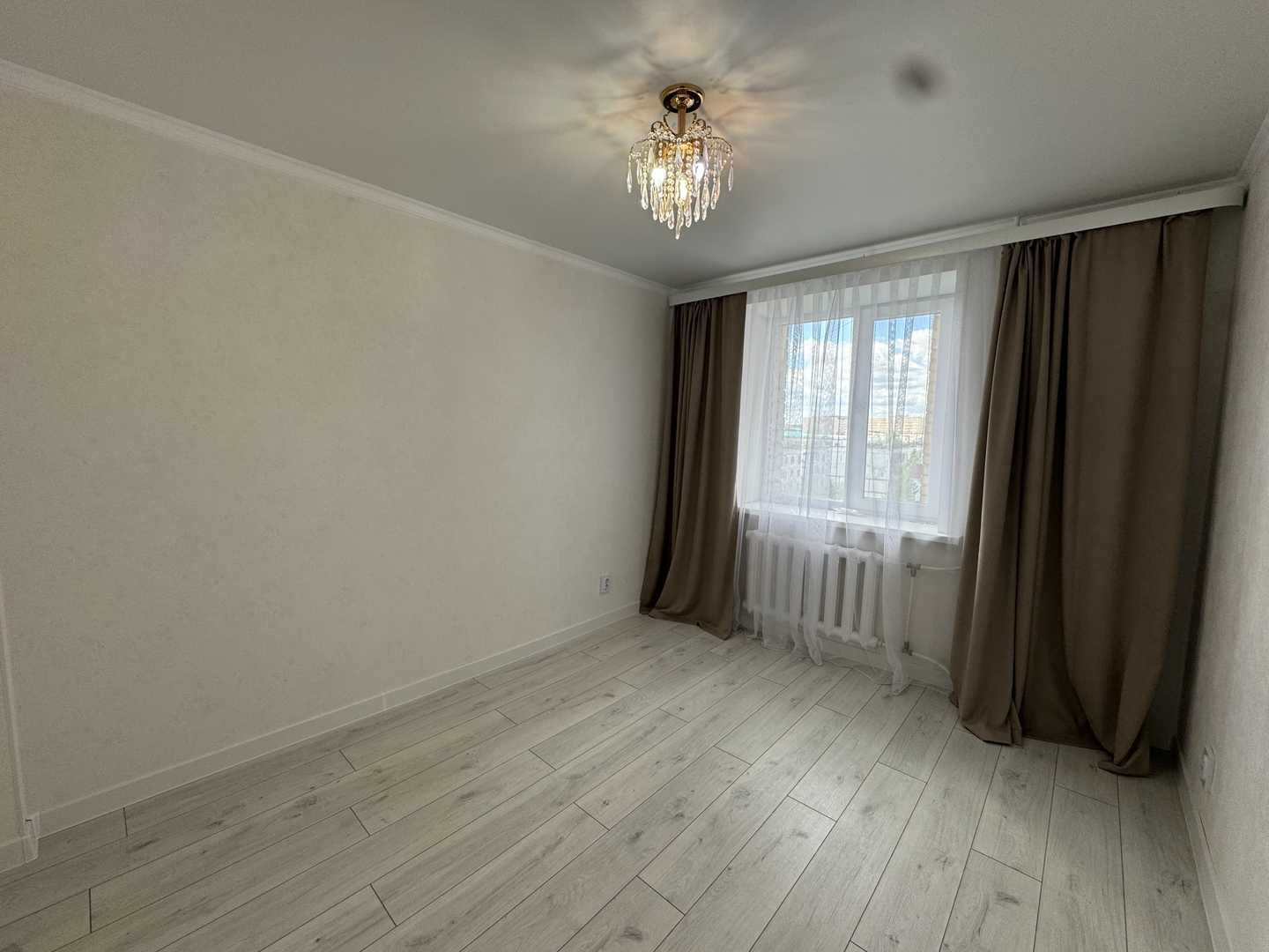 Продам 3-х комн.квартиру на 101 стрл- 8 мкр