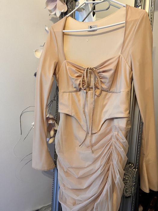 Rochie Oh Polly noua, marimea M, bej