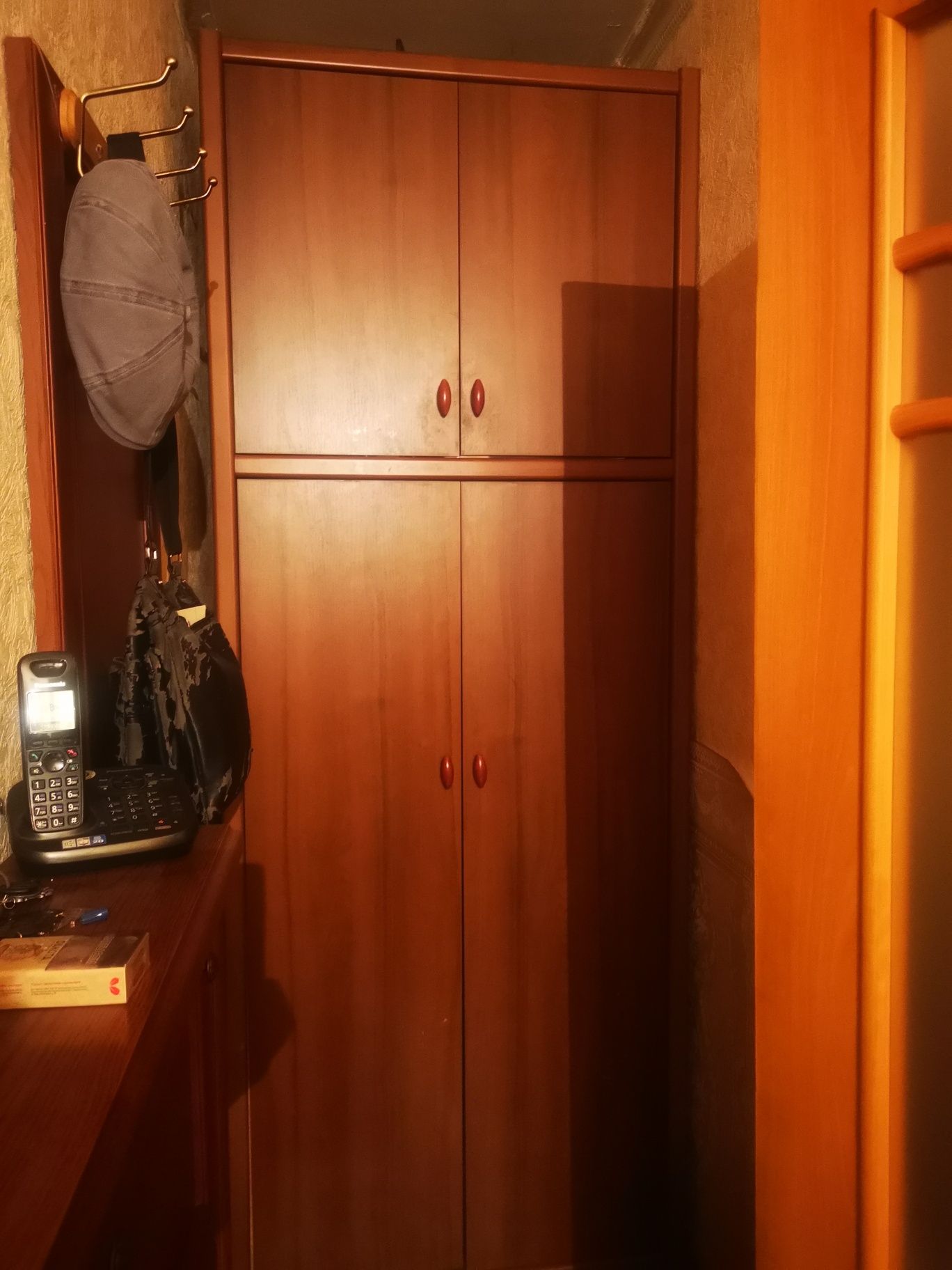Продам шкаф б/у в отличном состоянии