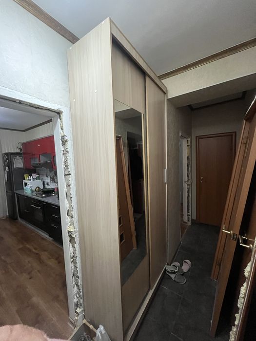 Шкаф для прихожей