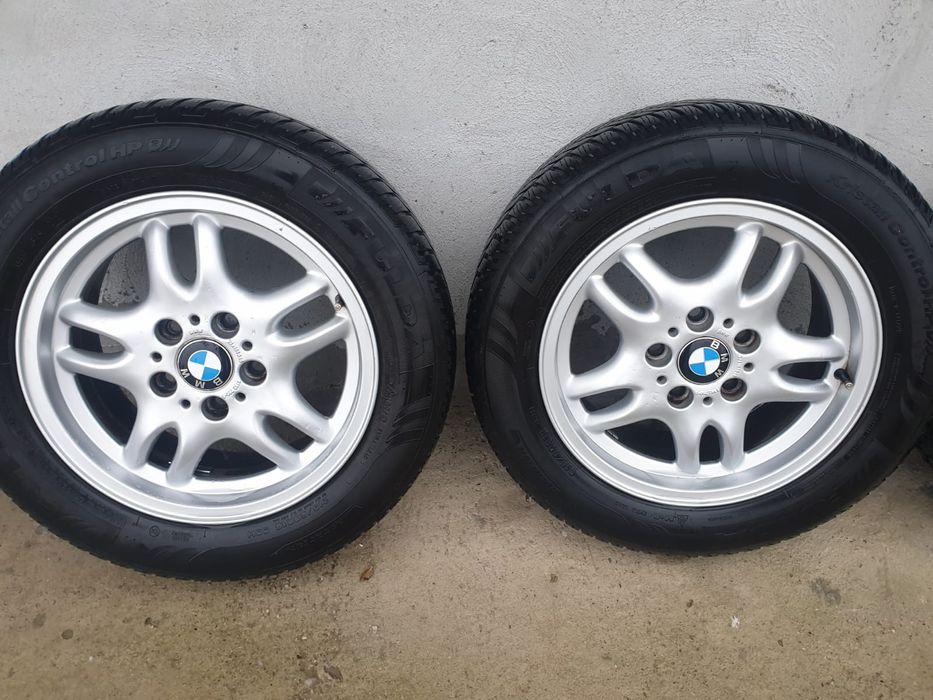 Vând Roti BMW 215 50 16