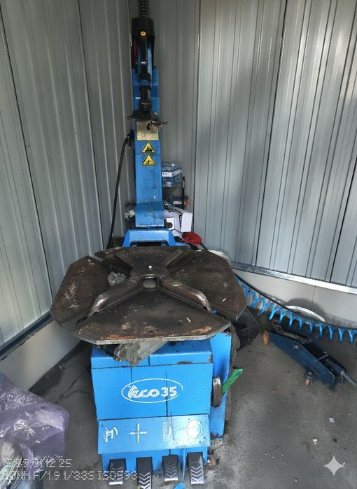 машини за гуми комплект. демонтаж монтаж и баланс