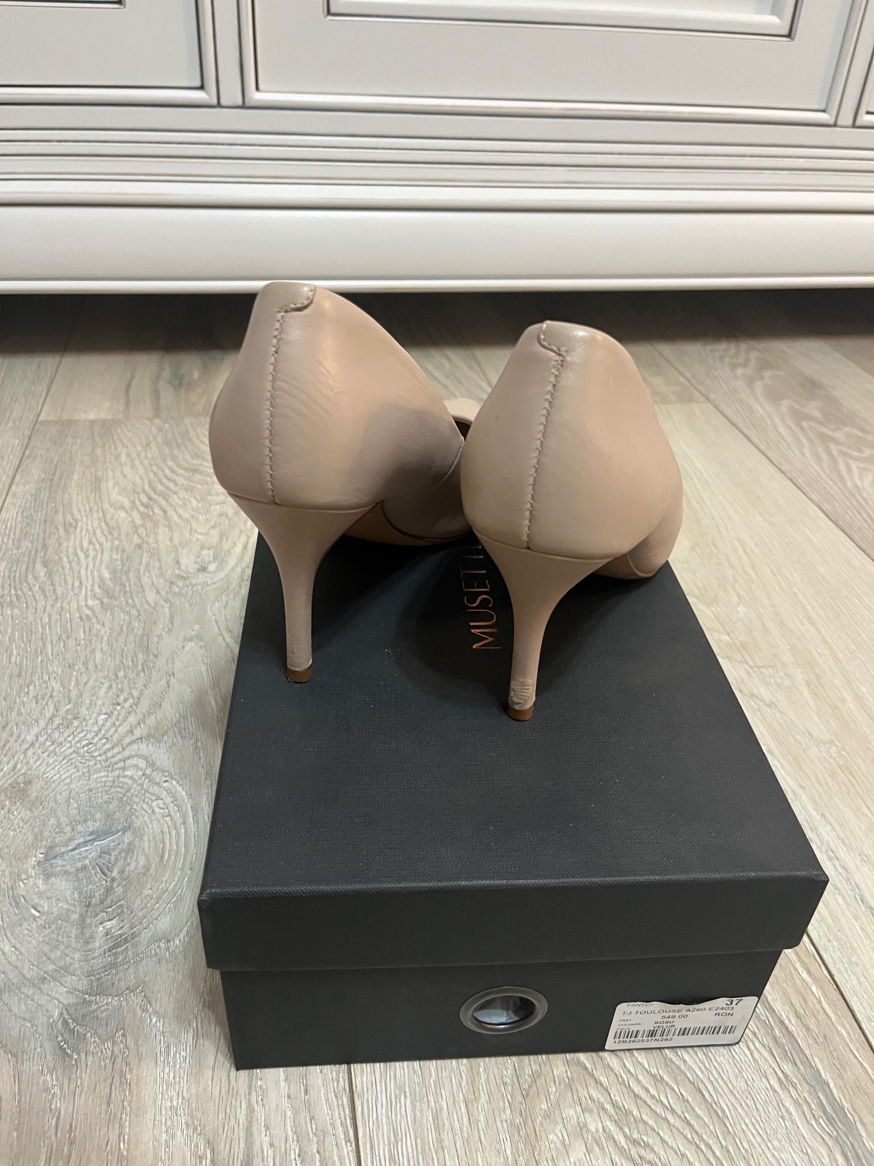 Vand pantofi Aldo 36