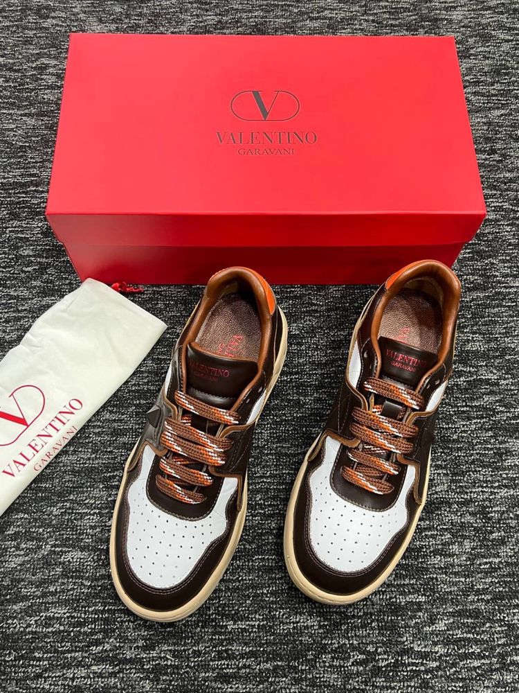 Adidasi Valentino-Colectia noua-Poze Reale 100%!Piele naturală interio