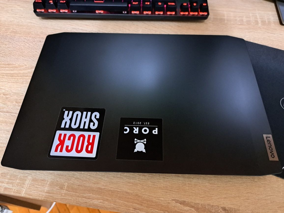 Vând laptop Lenovo Ideapad Gaming 3 15arh05