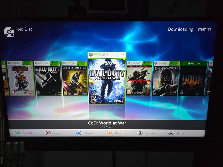 Xbox360 + 45 jocuri + accesorii