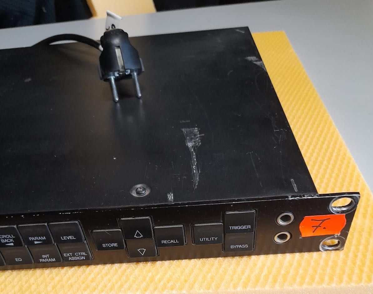 Yamaha SPX900  reverb procesor delay