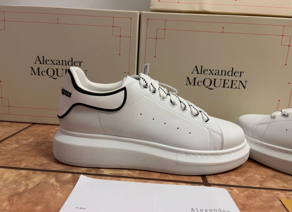 Adidași - Sneakers Alexander McQueen White & Black