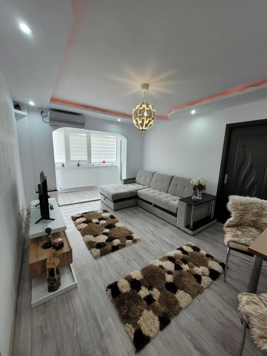 Apartament 2 camere semidecomandat ,Zona Gemeni Brasov