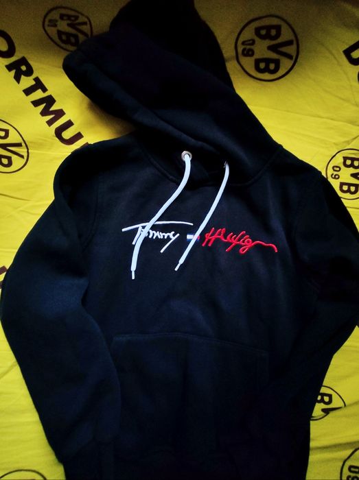 Hanorac Tommy Hilfiger.