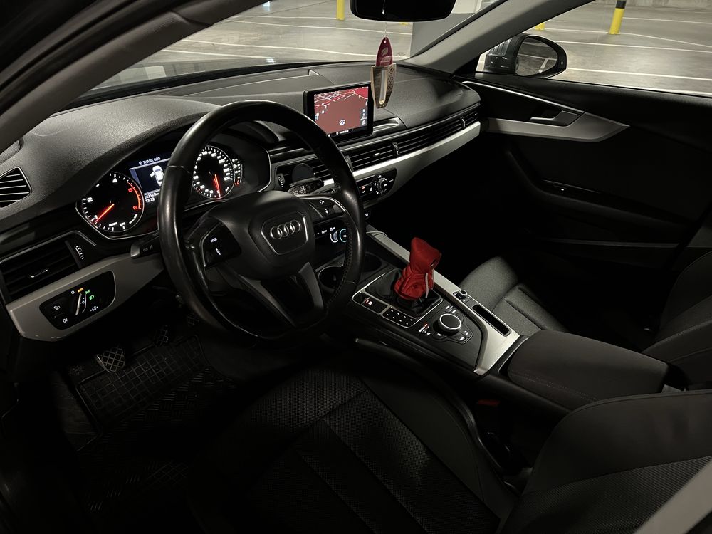Vand/Schimb Audi A4 B9 Avant Negociabil