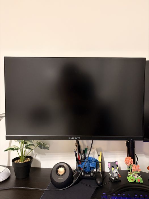 Monitor Gigabyte M27Q KVM 27 inch 1440p
