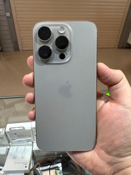 Iphone 15 pro акб88%