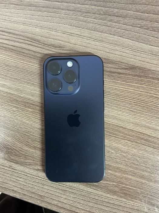 iPhone 15 PRO 256