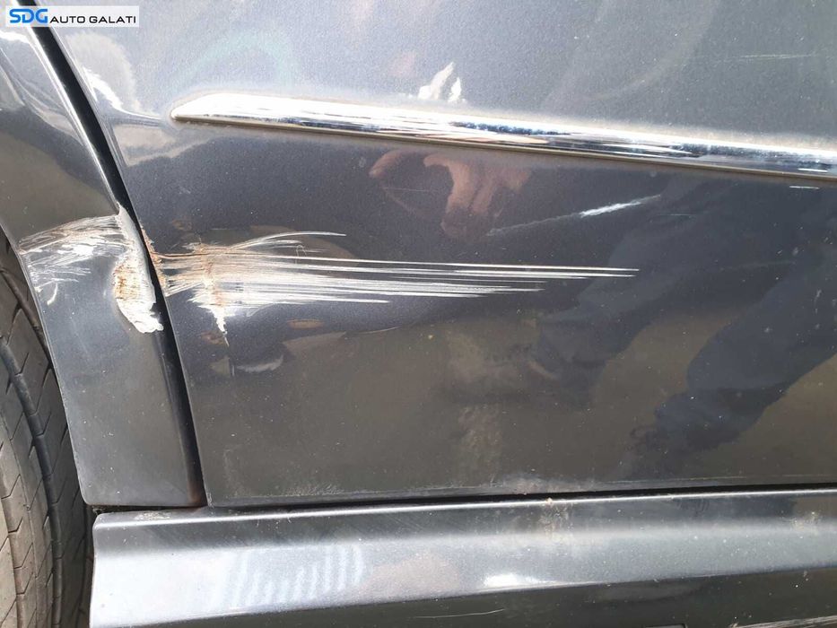 Usa Usi Portiera Portiere Dreapta Spate Dezechipata cu Defect Mercedes Clasa E Class W212 2009 - 2016 Culoare C755 [LC1840]