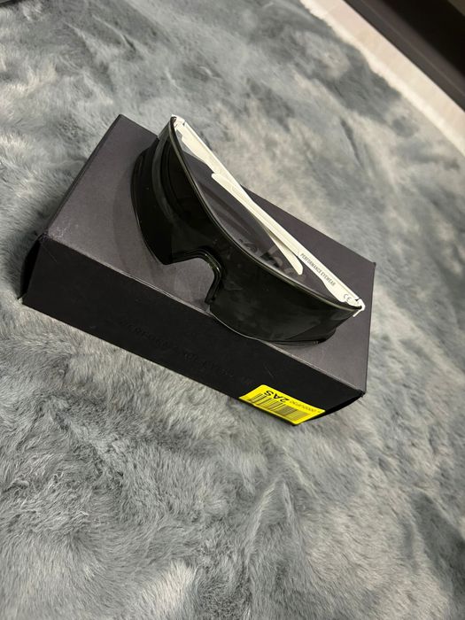 Слънчеви очила за велосипедисти Rapha