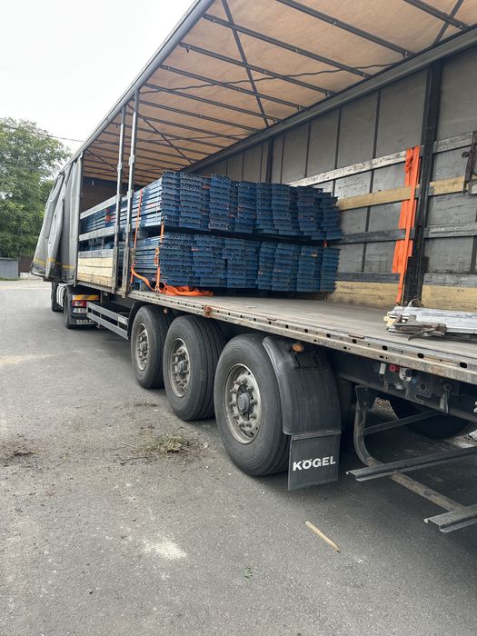 Rafturi metalice industriale solide