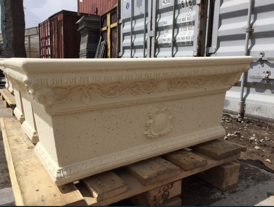 Вазон бетонный (кашпо)