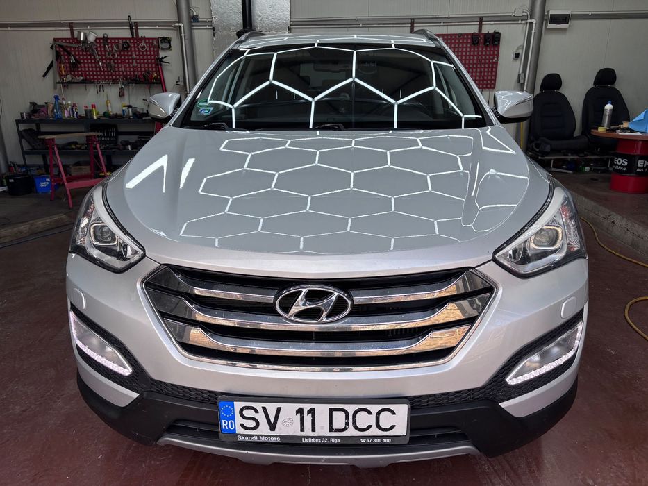 Hyundai Santa Fe Hyundai Santa Fe, An 2015, Diesel, Piele, Cauciucuri noi, Baterie nouă