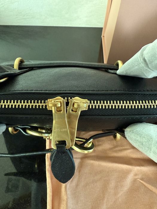 Miu miu черна чанта НАЛИЧНА 299лв