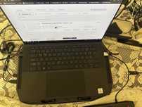 Продавам лаптоп Dell XPS 9500 с проблем - грее
