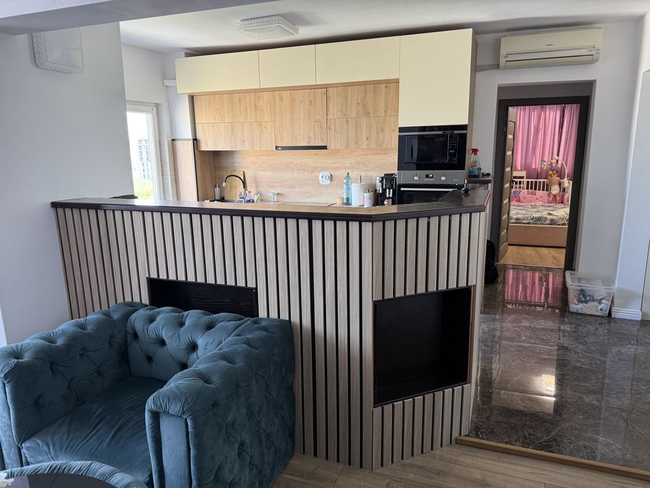 Montaj gresie, parchet, finisaje interioare exterioare etc.