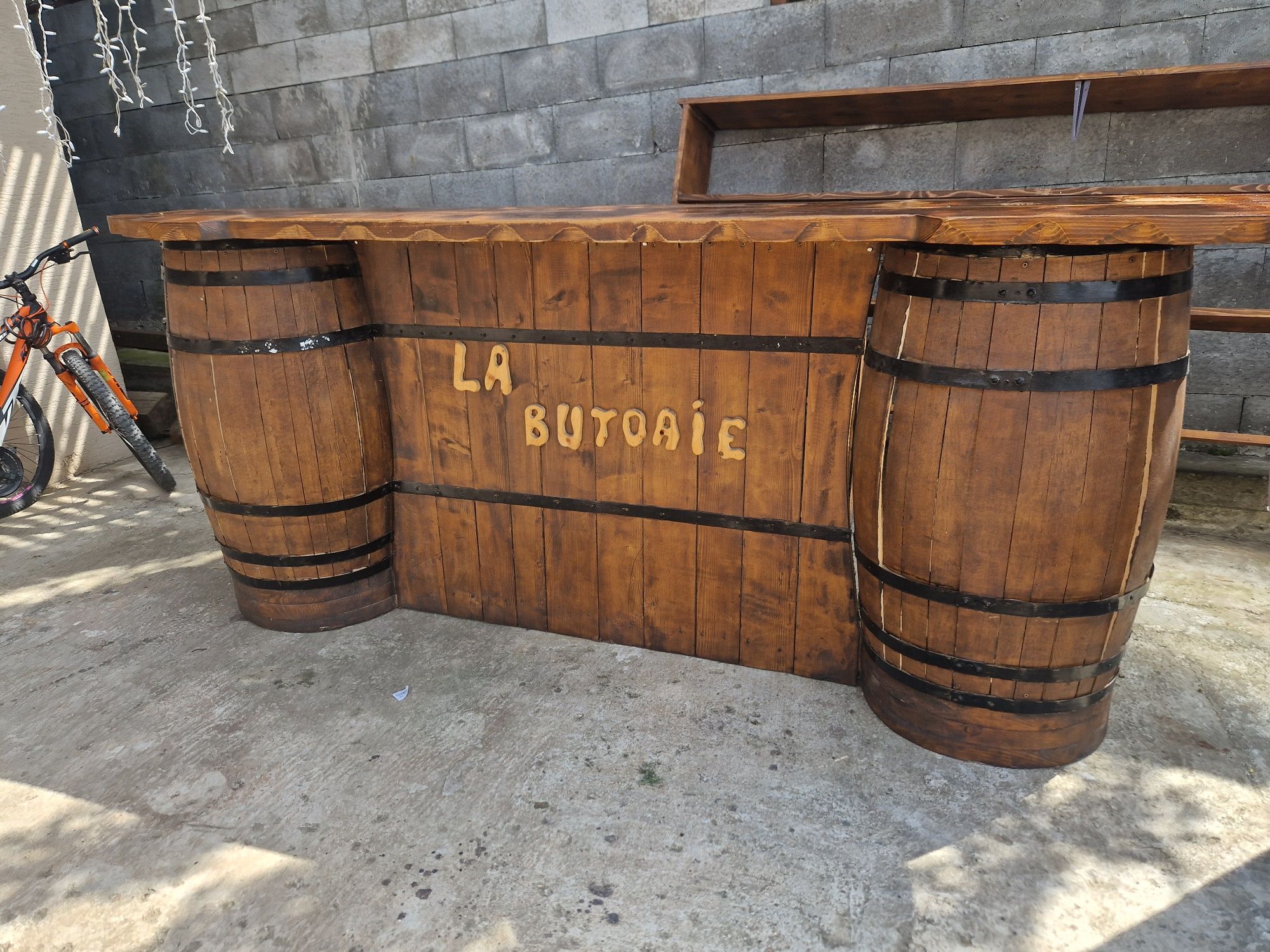 Mobilier bar , rustic