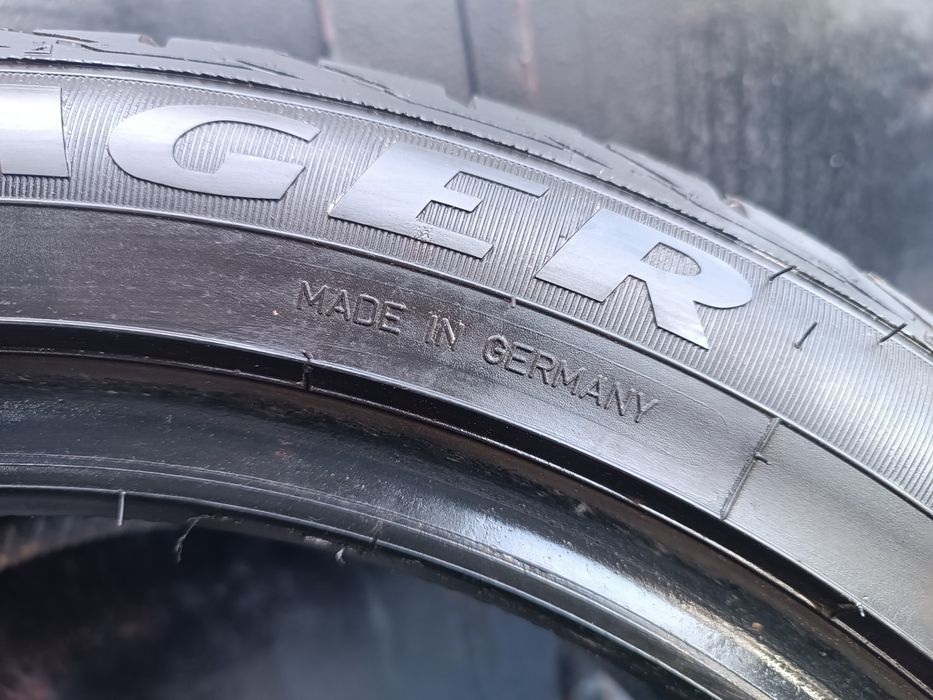 215/50/17 Voyager Дот 2822