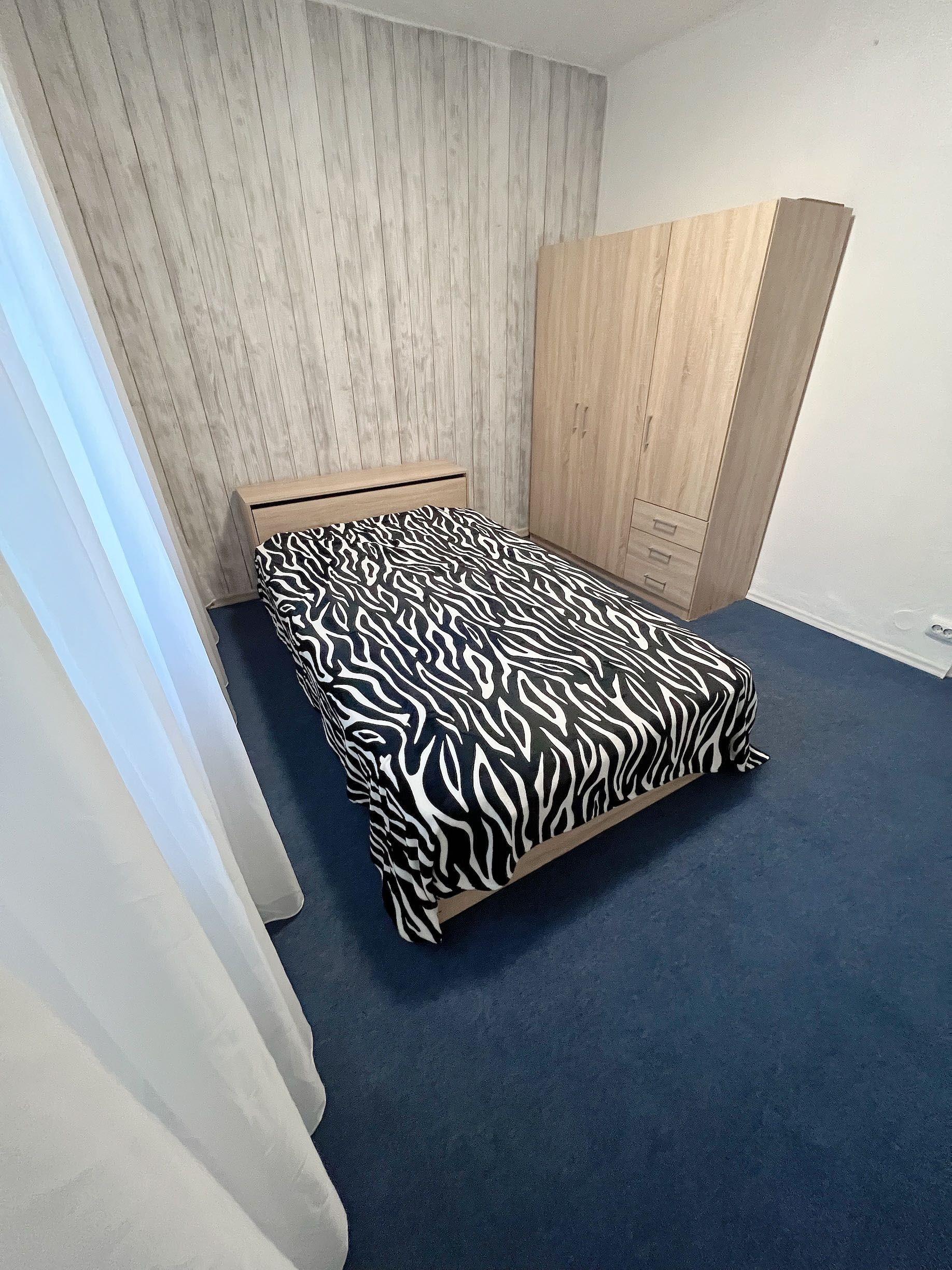 inchiriere apartament 3 camere, 2.300lei Berceni