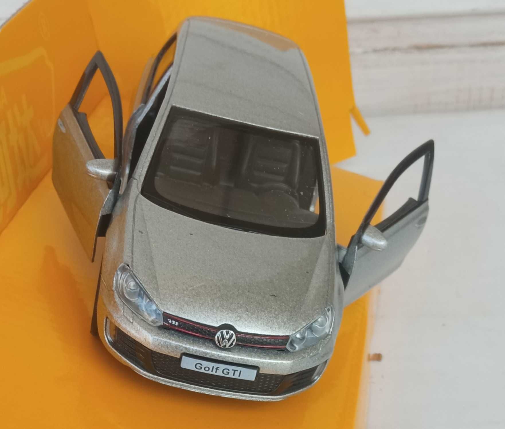 Нов метален модел VW Golf GTI. Мащаб:1:36.