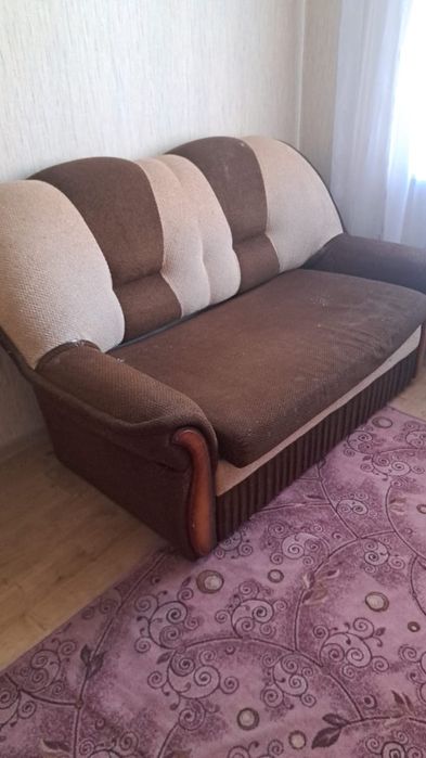 Продам два дивана