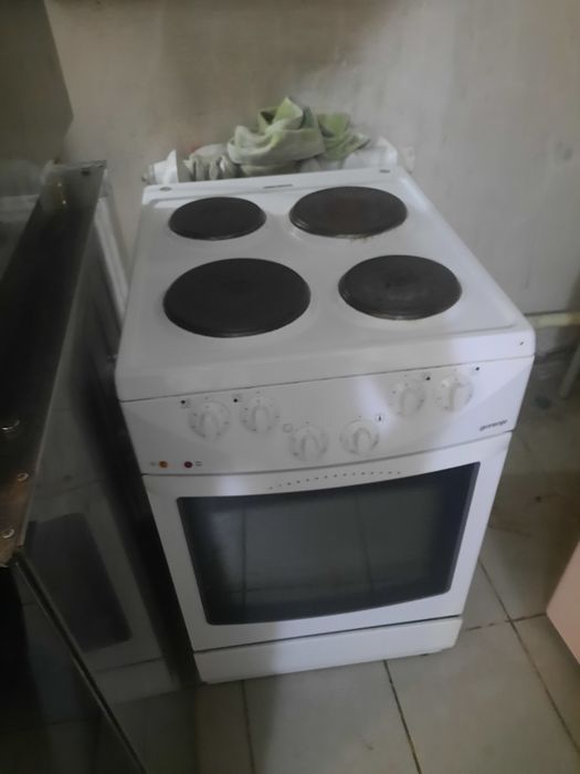 Печка электрическая с духовкой