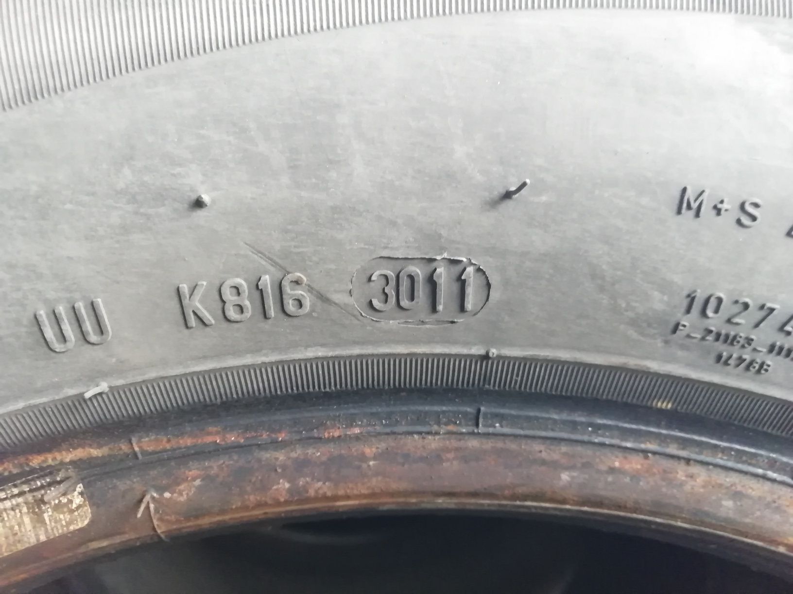 Продавам 4бр. зимни гуми 195/65R15 Pirelli Snowcontrol