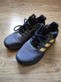 Ghete baschet adidas