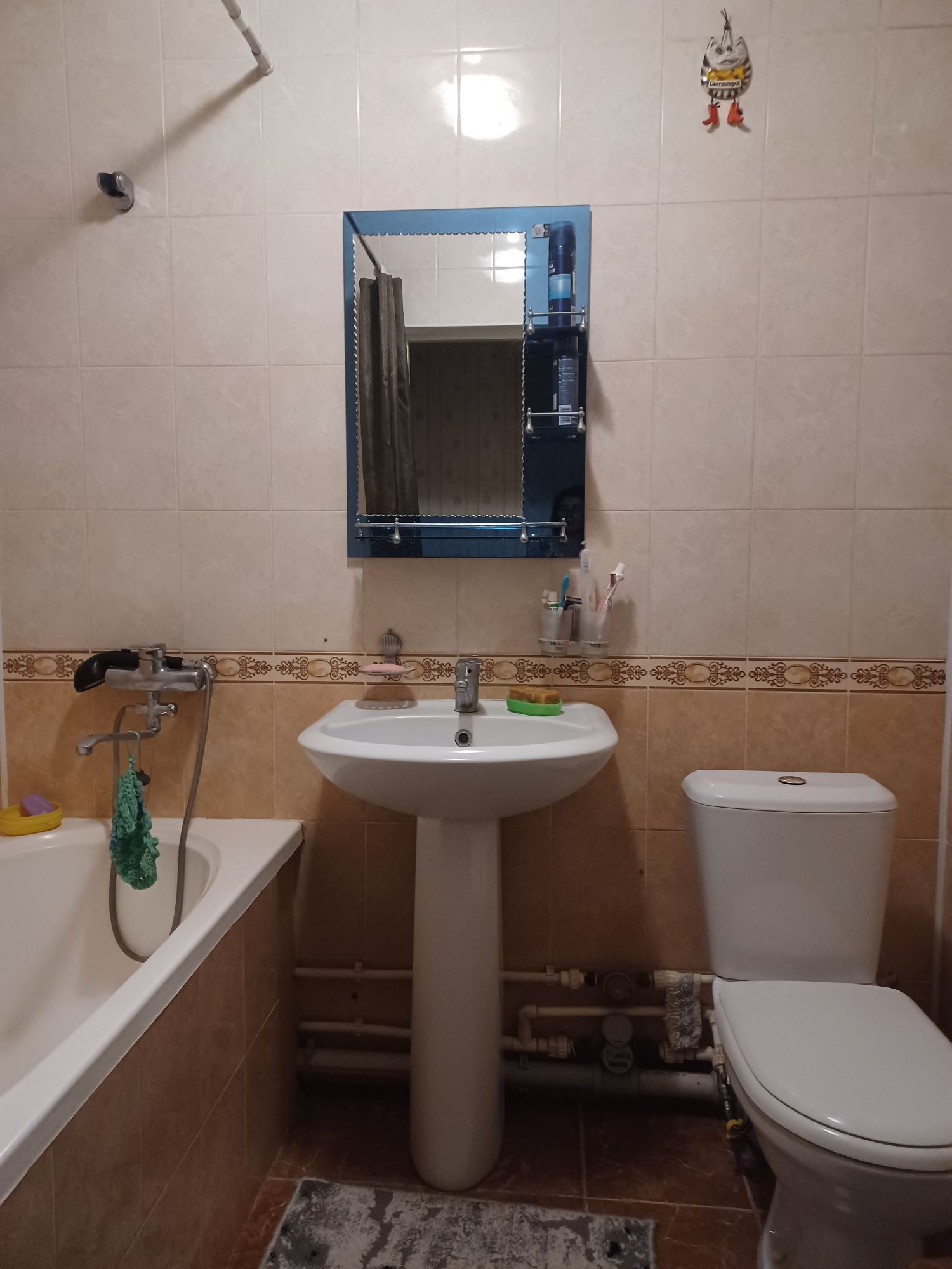 Продаётся своя квартира в  Микрорайон