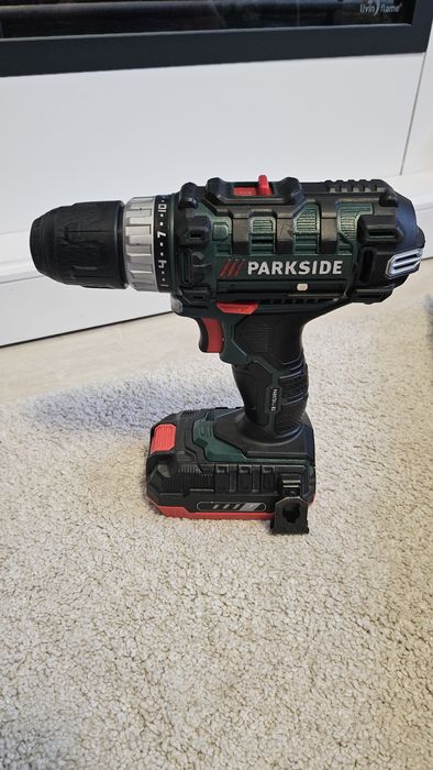 Bormasina electrica Parkside cu acumulator 20V ‐ 2 Amh ca noua