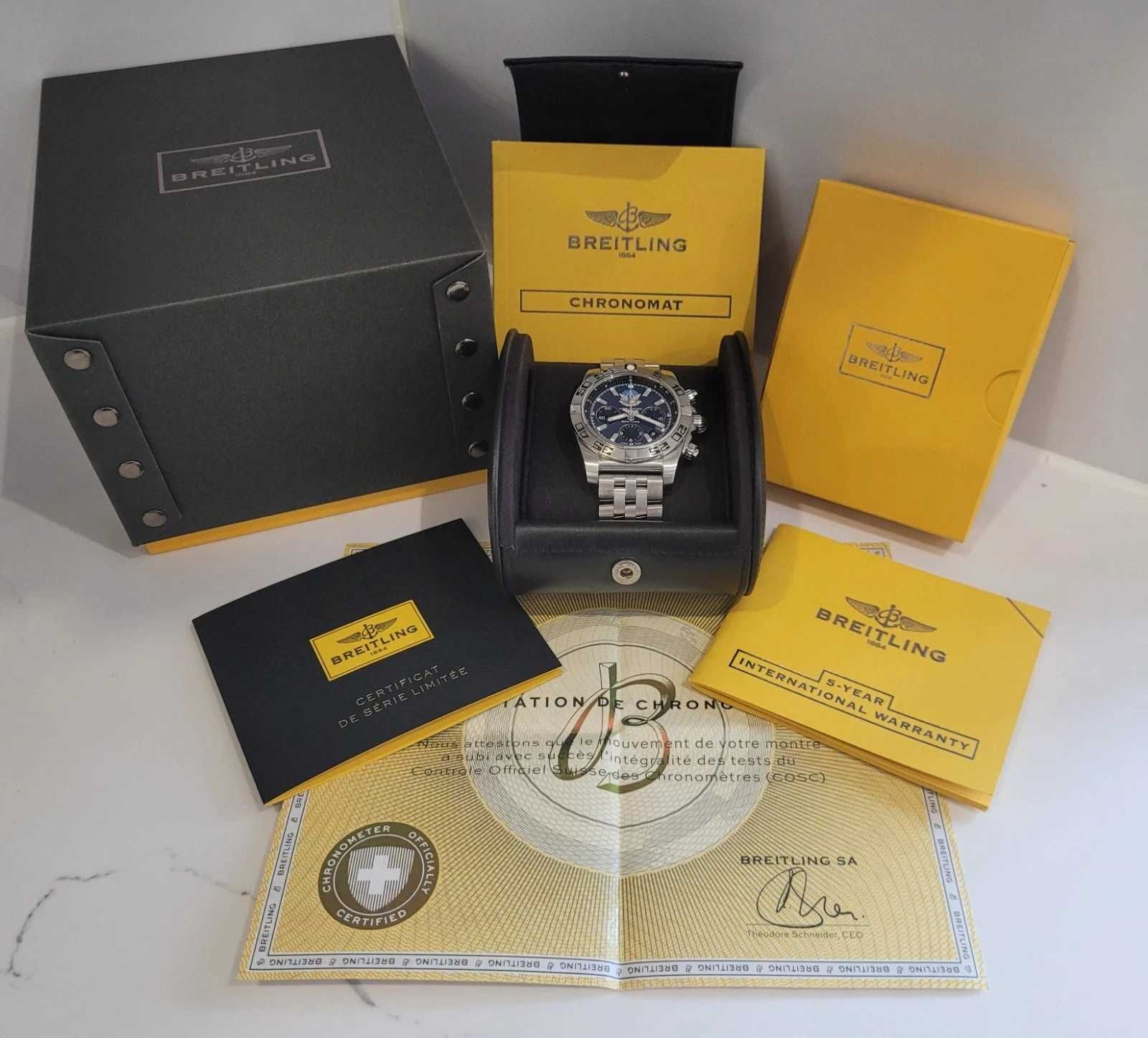 BREITLING Chronomat 44 AB0110 Blue Impulse Edition