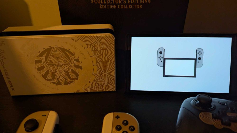 Nintendo Switch OLED Zelda Edition + Controller + Joc