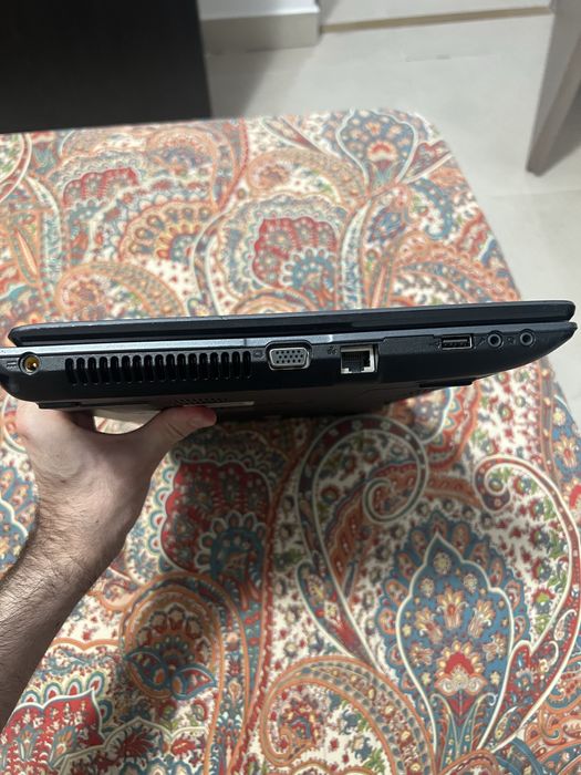 Laptop acer aspire 5733